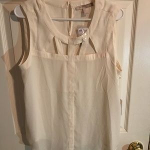 Sleeveless Flowy Top